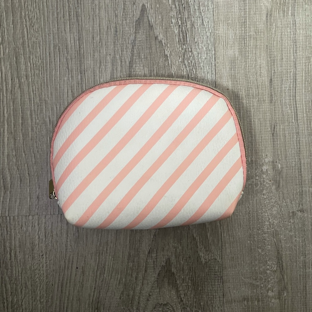 Small cosmetic bag